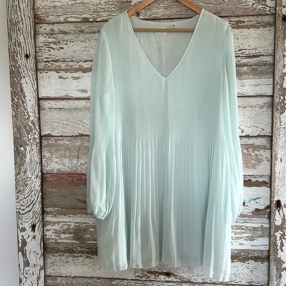 Flowing sea foam daydreamer dress